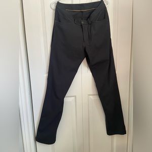 Mens Lululemon ABC pants 31x32 classic fit